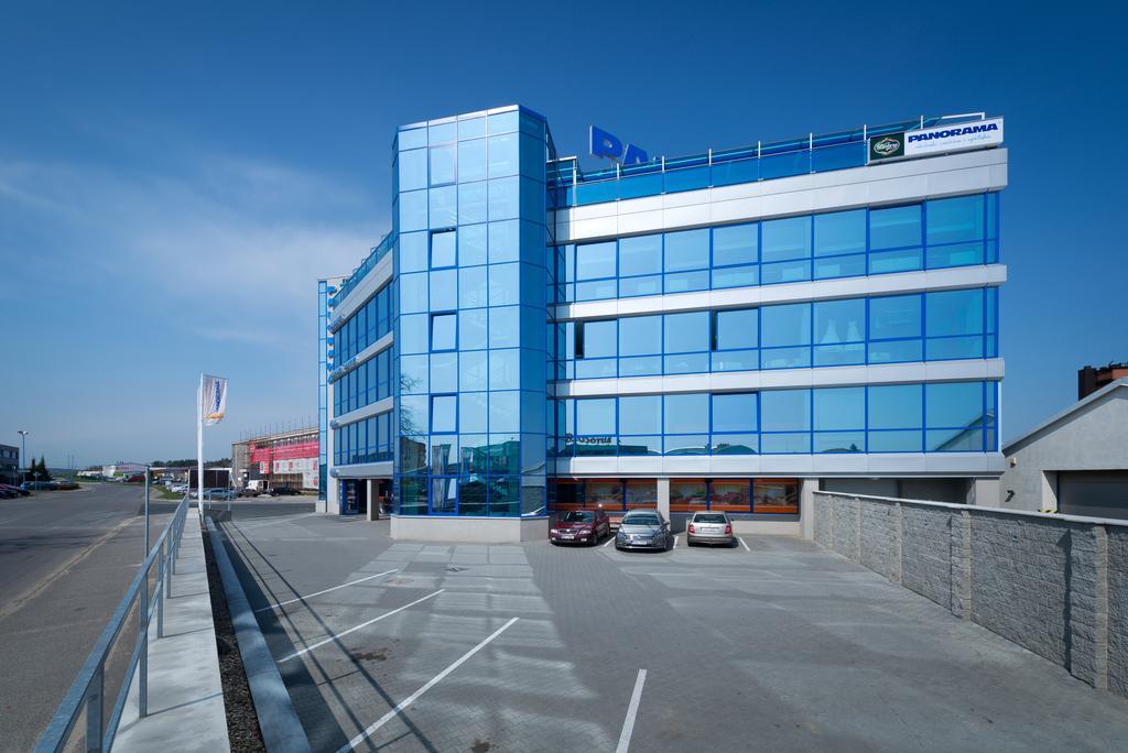 Oc Panorama Hotel Velké Meziříčí Buitenkant foto